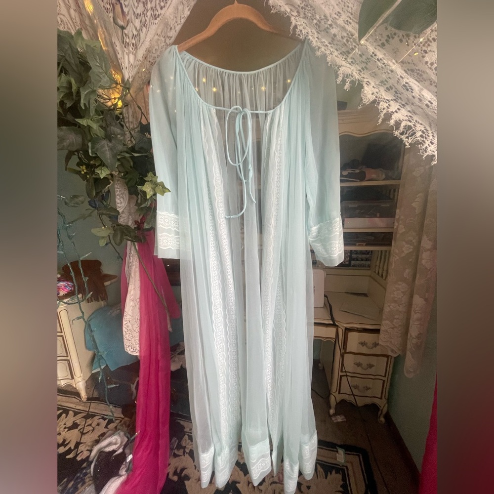 Vintage Baby Blue Night Gown